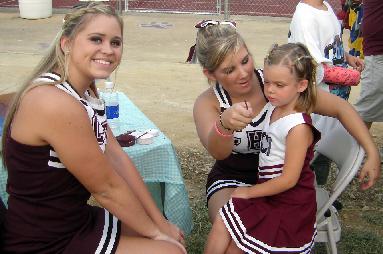 callisburgcheerleadersfacepainting1.jpg